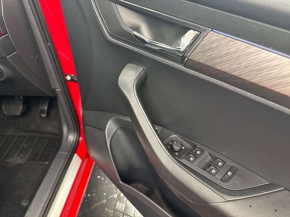 2024 Skoda Karoq 2.0TDI STYLE DSG *FULL LEATHER* €80 PER WEEK ON PCP €39,995