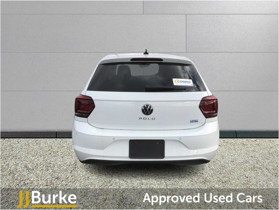 2022 Volkswagen Polo - image 5
