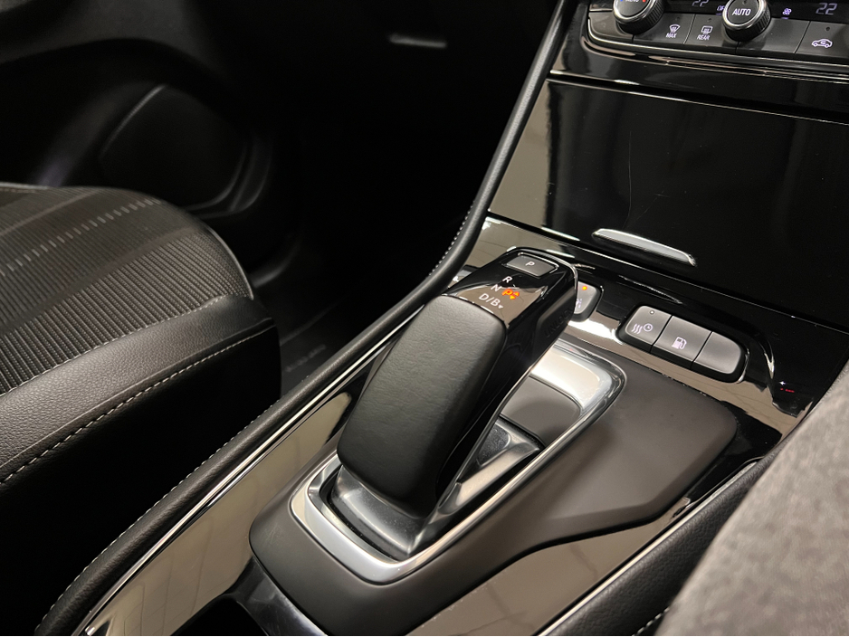 2023 Opel Grandland AUTOMATIC HYBRID Tiny Kms As New Top Of The Sportsline Spec Twin Tone €28,950