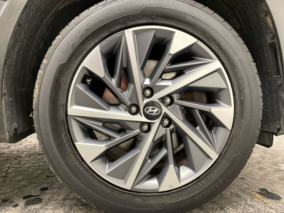 2021 Hyundai Tucson - image 6