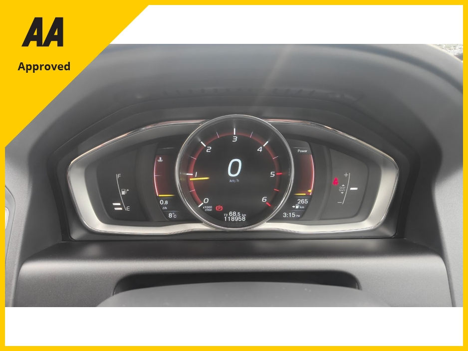 2015 Volvo XC60 - image 29