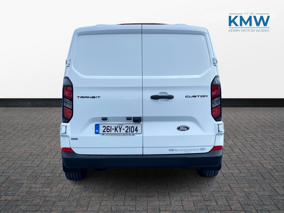 2026 Ford Transit Custom - image 4