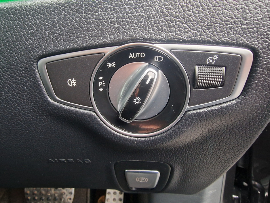 2018 Mercedes-Benz E Class - image 15