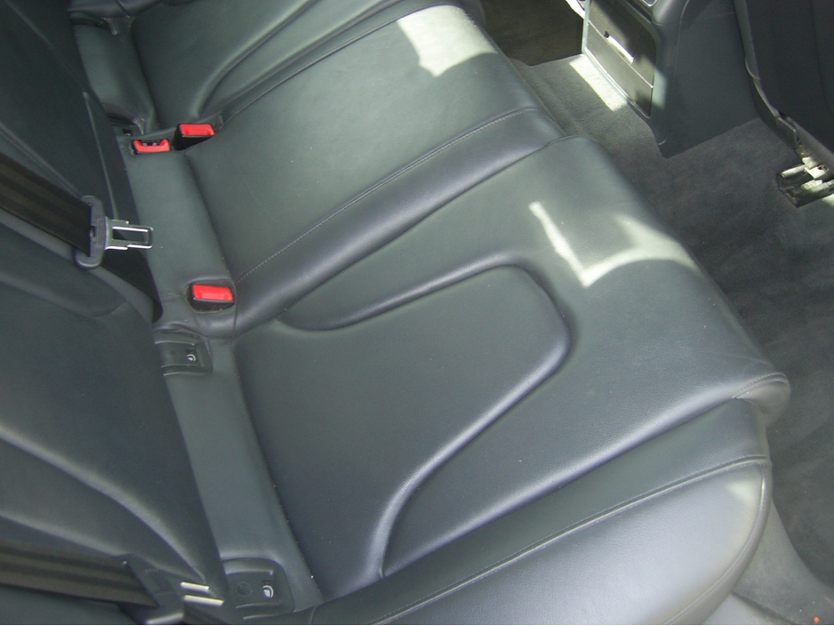 2013 Audi A4 - image 10