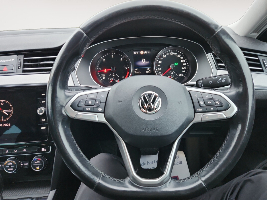 2020 Volkswagen Passat 1.6 TDI 120HP Business DSG €18,900
