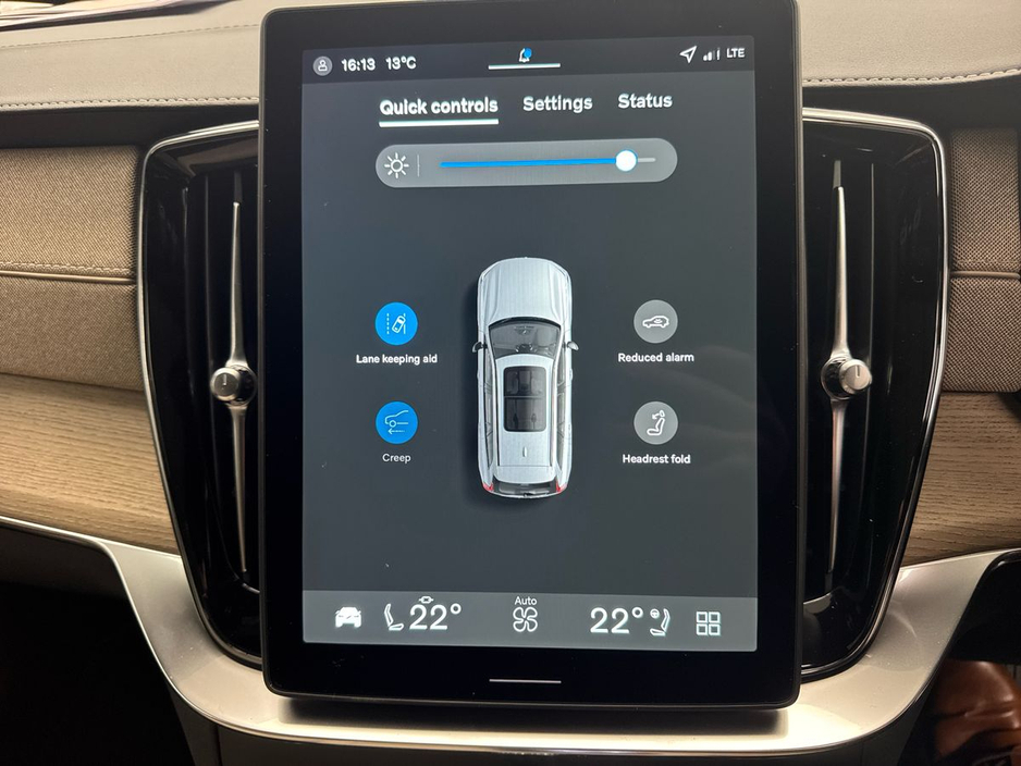 2026 Volvo XC90 - image 16