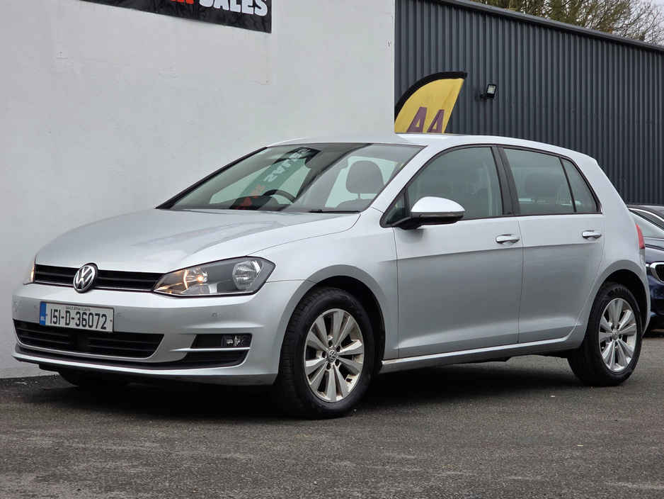 2015 Volkswagen Golf - image 11