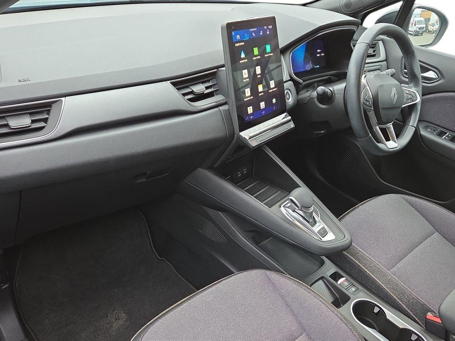 2025 Renault Symbioz E-Tech full hybrid 145 Auto Techno €34,950