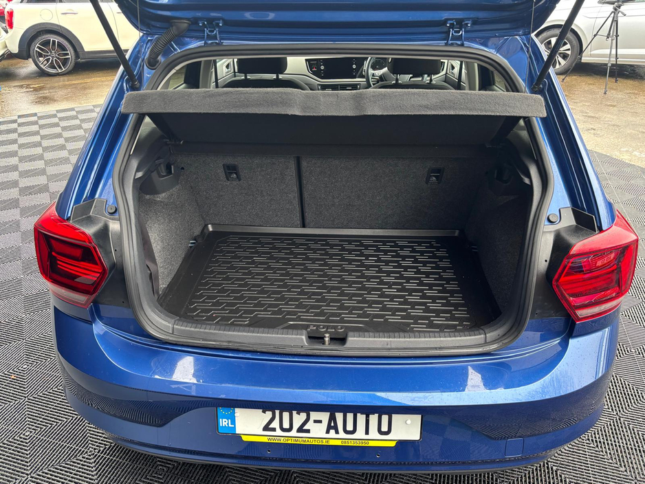 2020 Volkswagen Polo - image 7