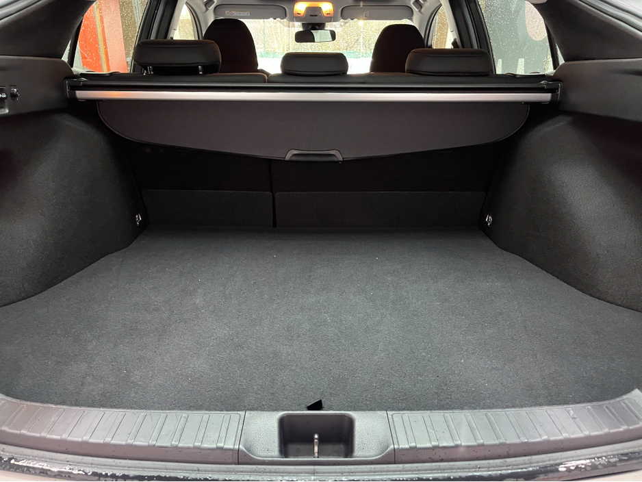2022 Toyota Prius - image 7