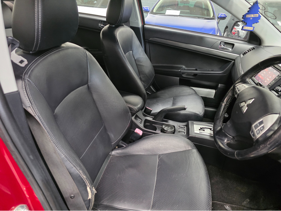 2008 Mitsubishi Lancer - image 14