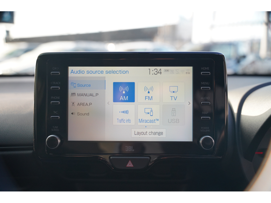 2020 Toyota Yaris - image 13