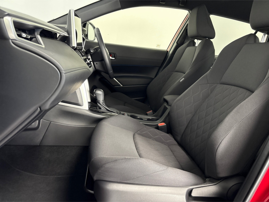 2024 Toyota Corolla Cross - image 29