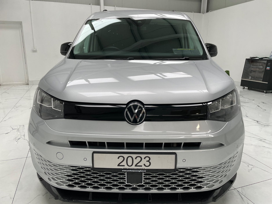 2023 Volkswagen Caddy - image 8