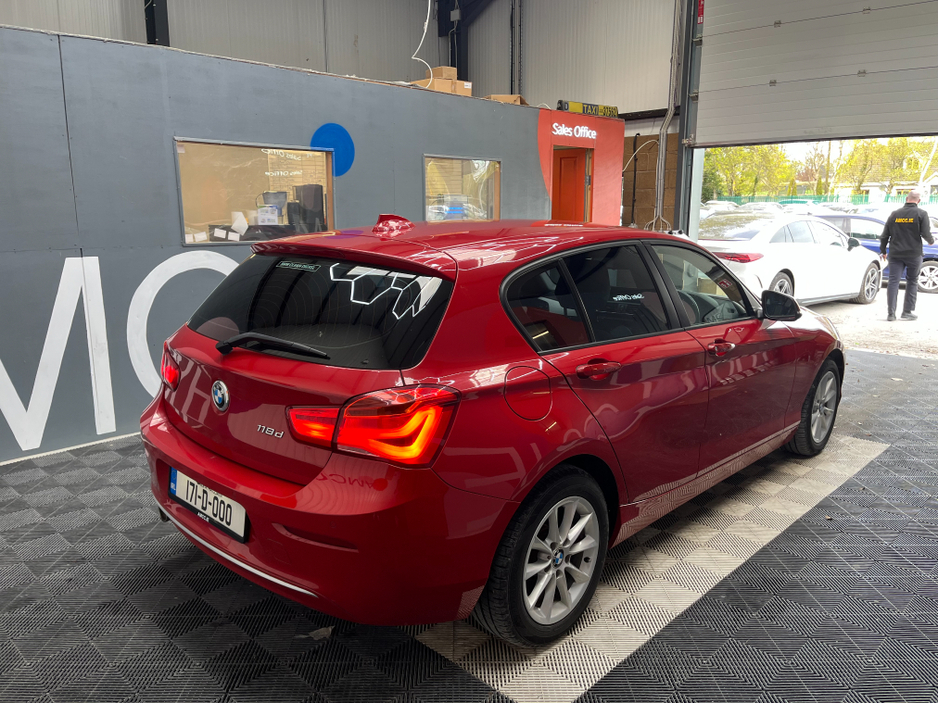 2017 BMW 1 Series - image 2