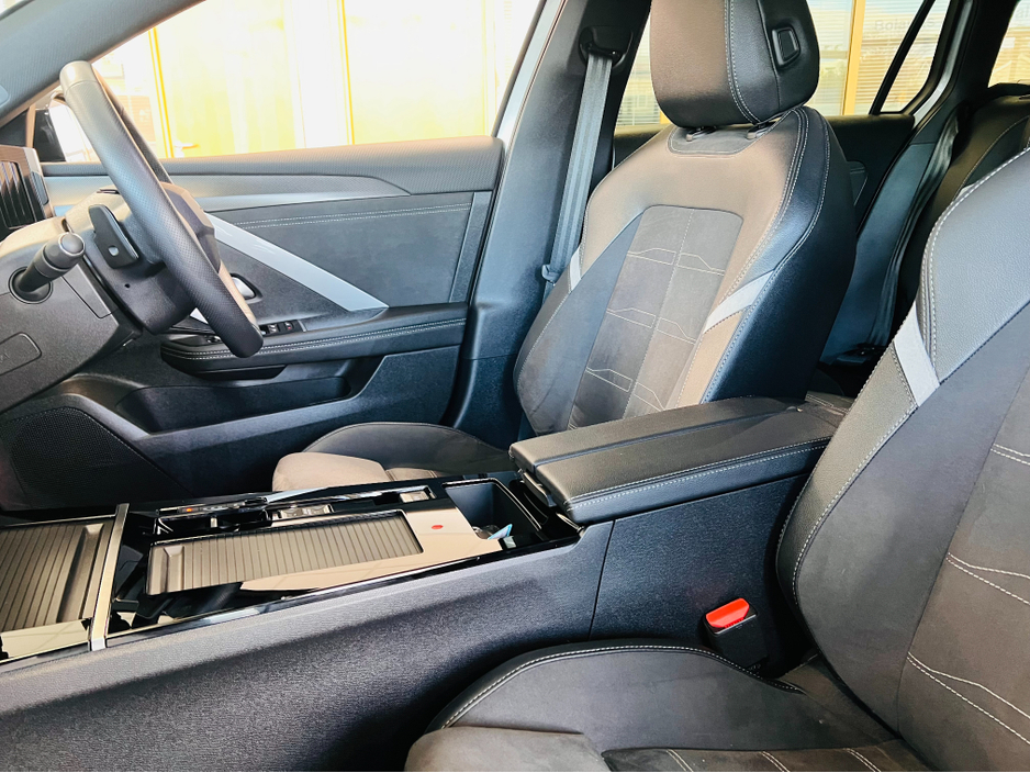 2024 Opel Astra - image 11