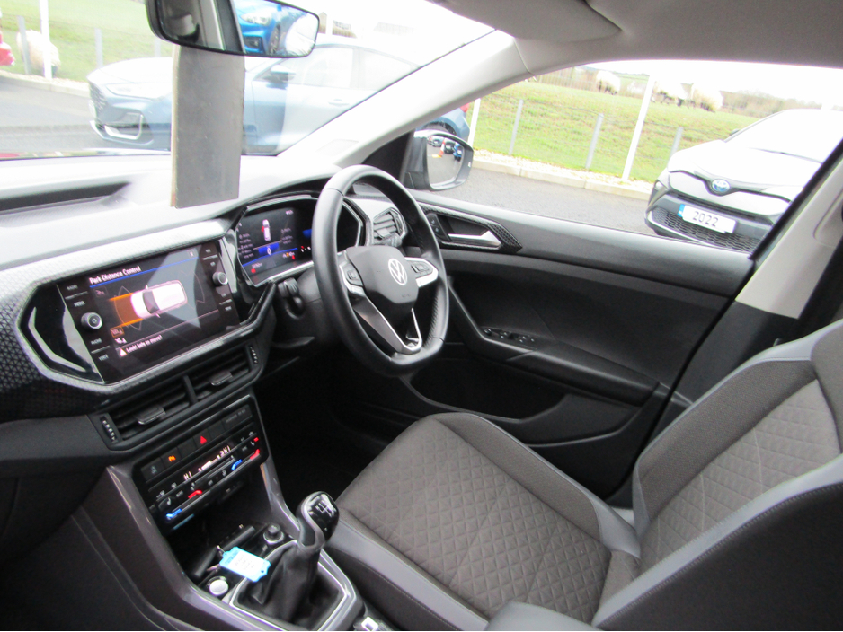 2023 Volkswagen T-Cross STYLE 1.0 TSI MANUAL 6SPEED FWD  110HP