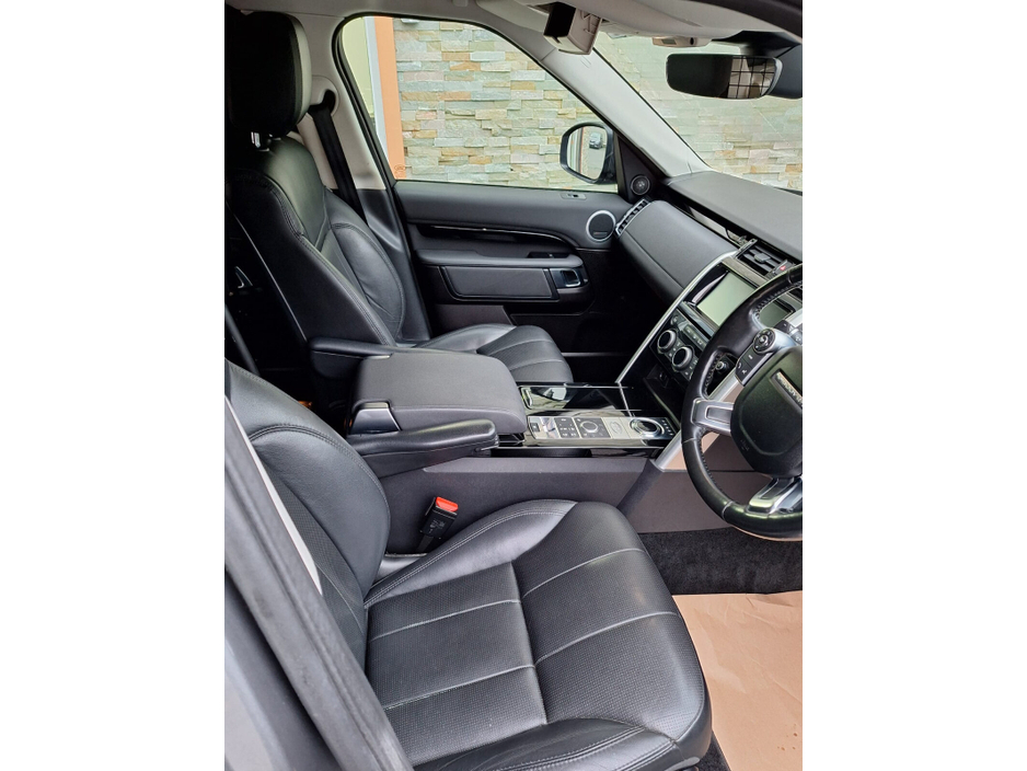 2018 Land Rover Discovery 3.0 TDV6 HSE 7 Seat €21,950