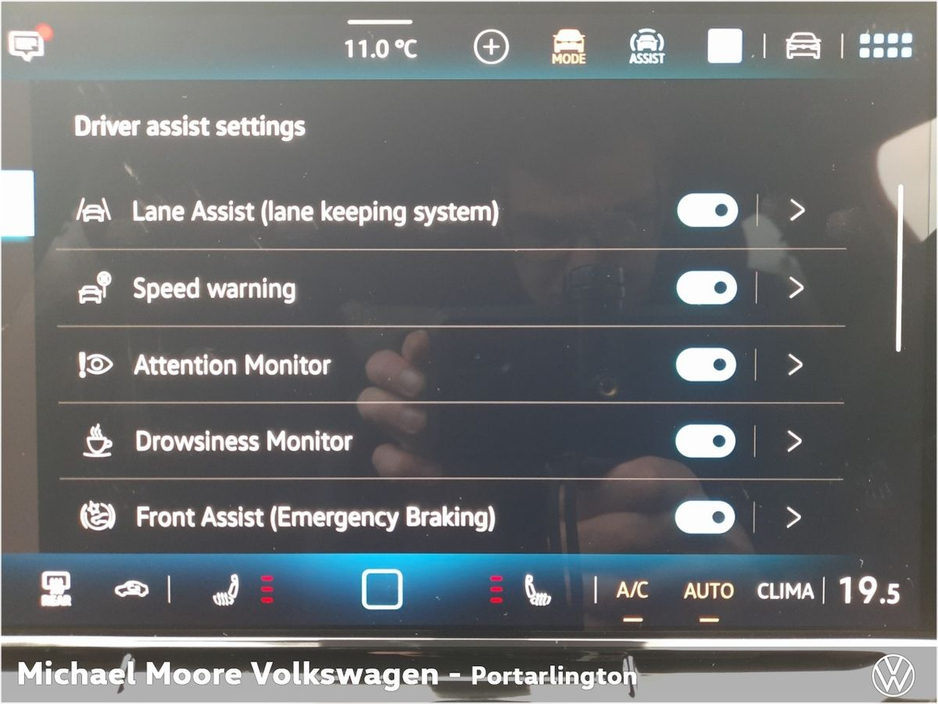 2026 Volkswagen T-Roc - image 17