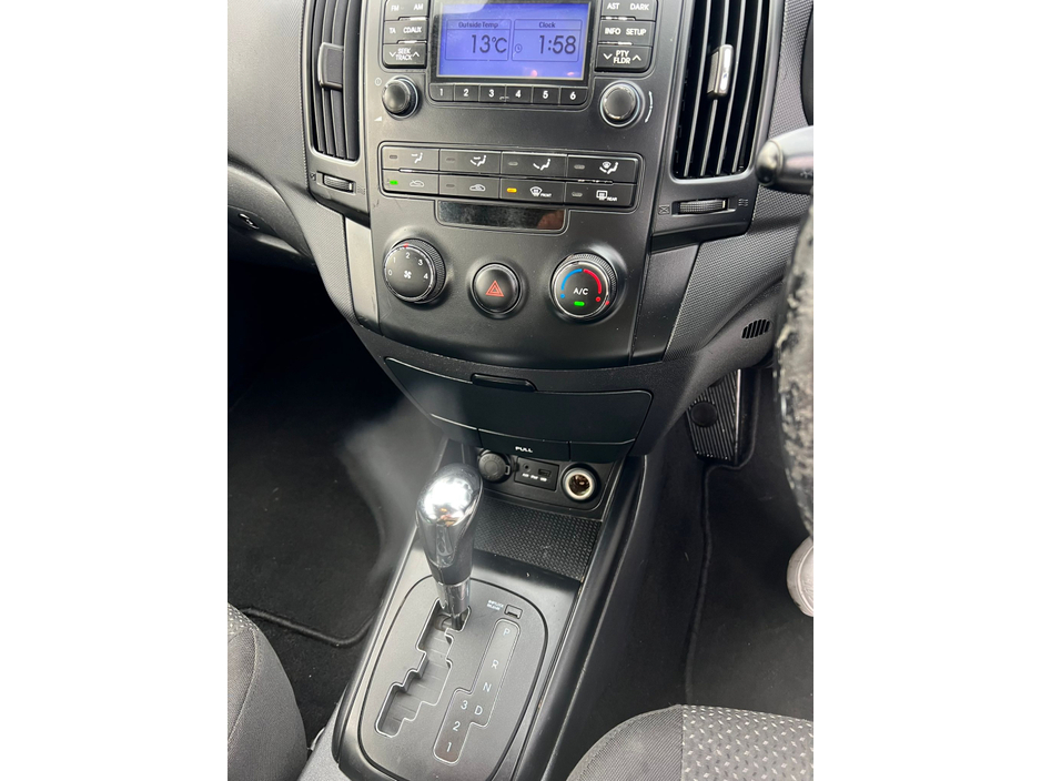 2010 Hyundai i30 1.6 CRDI COMFORT 5DR AUTO €3,950