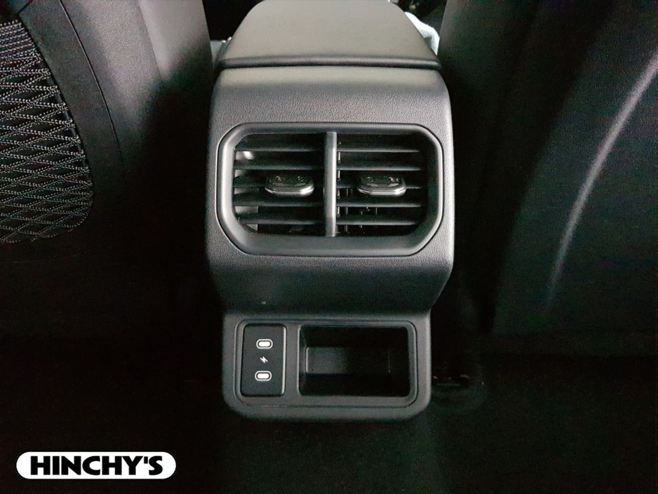 2026 Kia K4 - image 28