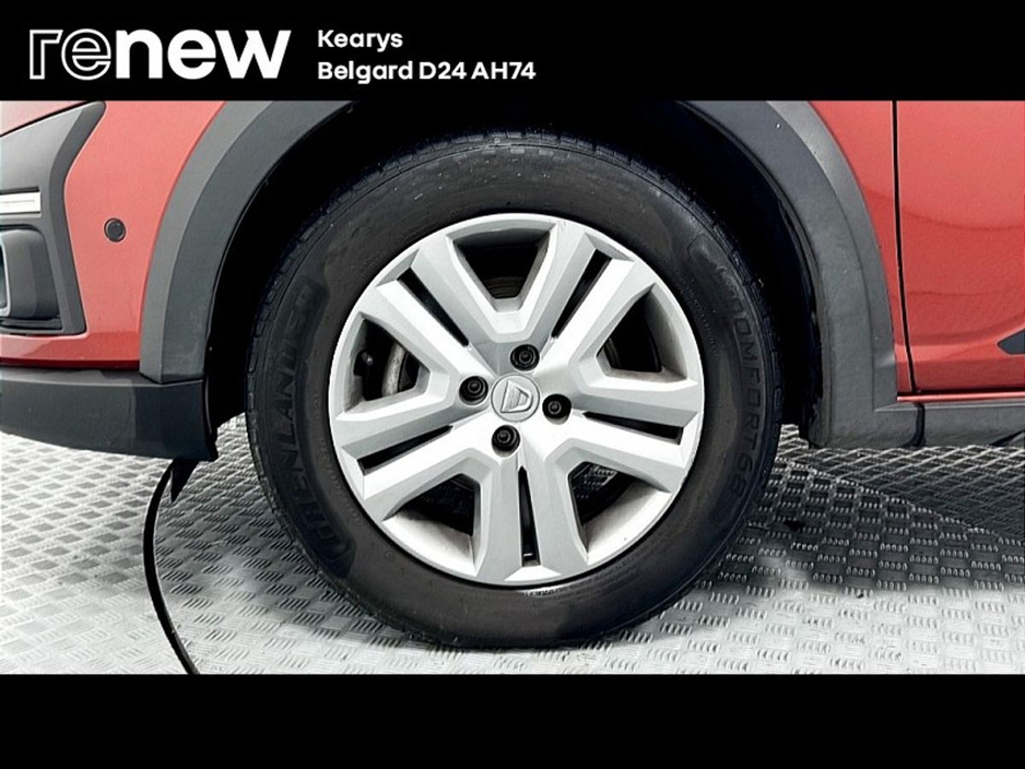 2022 Dacia Jogger - image 9