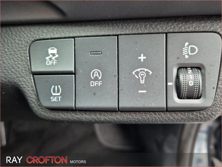 2023 Kia Stonic - image 20