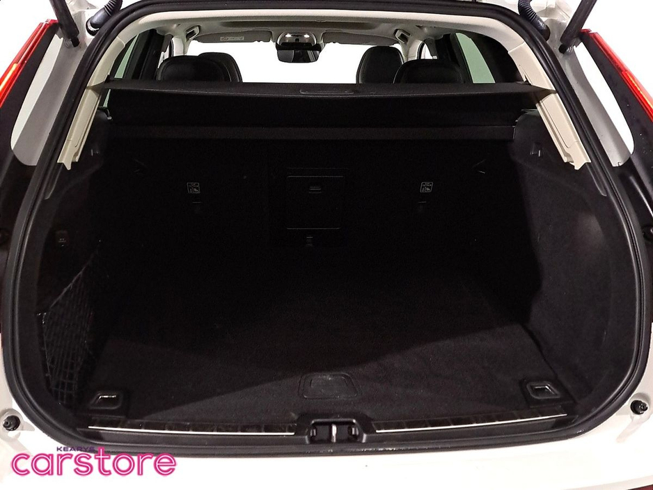 2021 Volvo XC60 PHEV T6 (340hp) Inscription Exp AWD €42,890