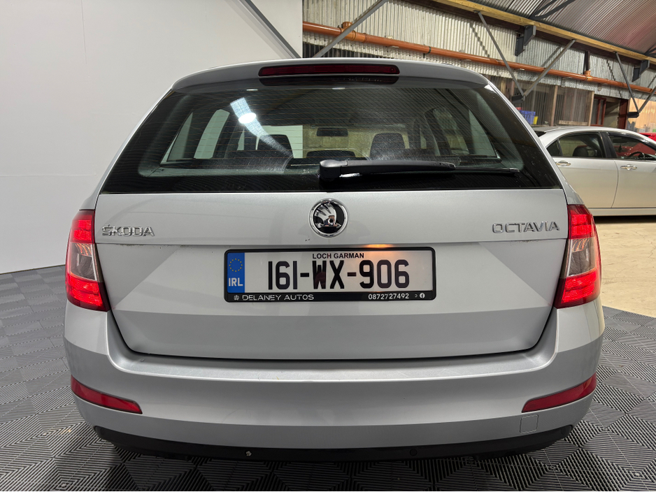 2016 Skoda Octavia 1.6 TDI 11 110HP 4DR COMBI AMBITION €9,950