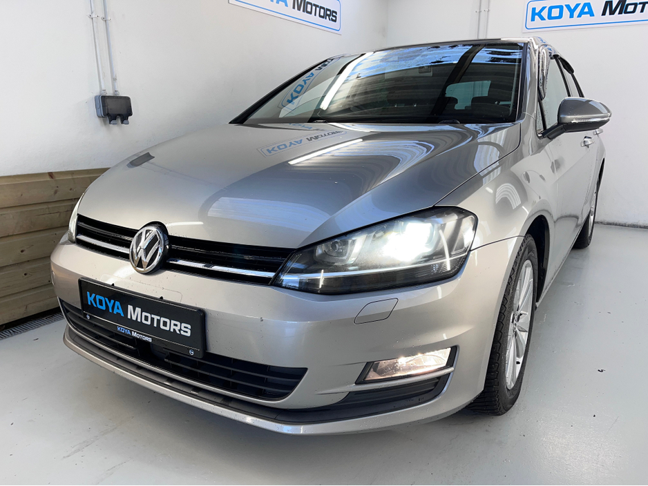 2016 Volkswagen Golf - image 3