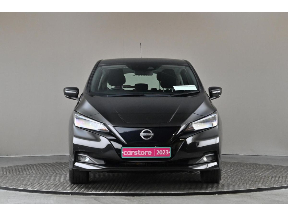 2023 Nissan Leaf - image 2