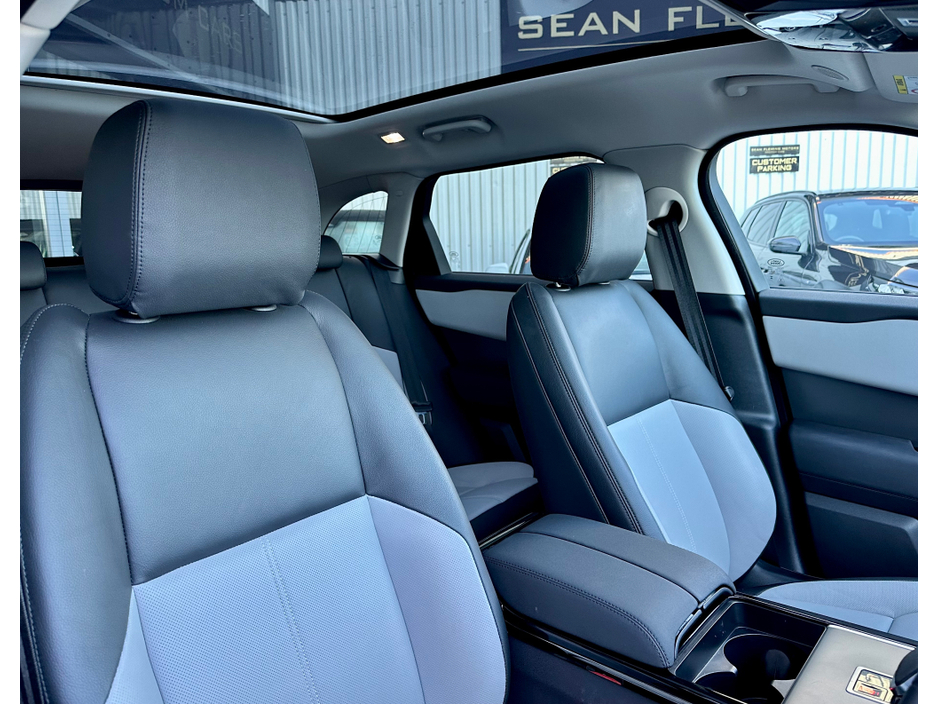 2025 Land Rover Range Rover Velar DYNAMICS PANORAMIC ROOF