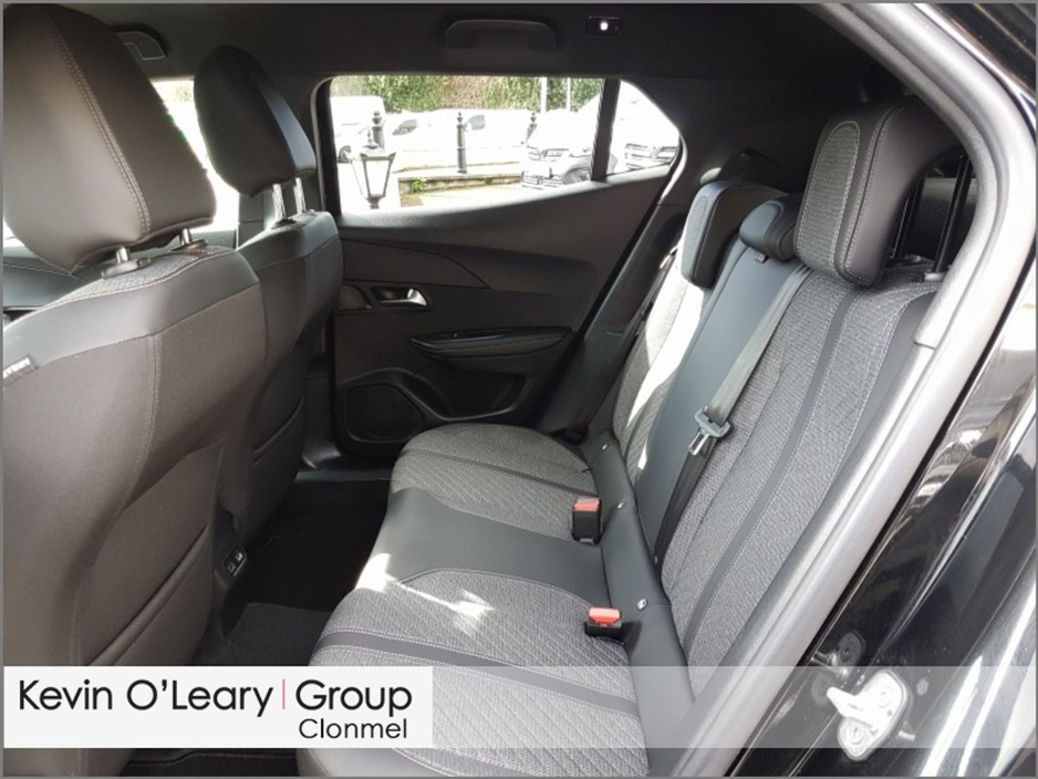 2024 Peugeot 2008 - image 9