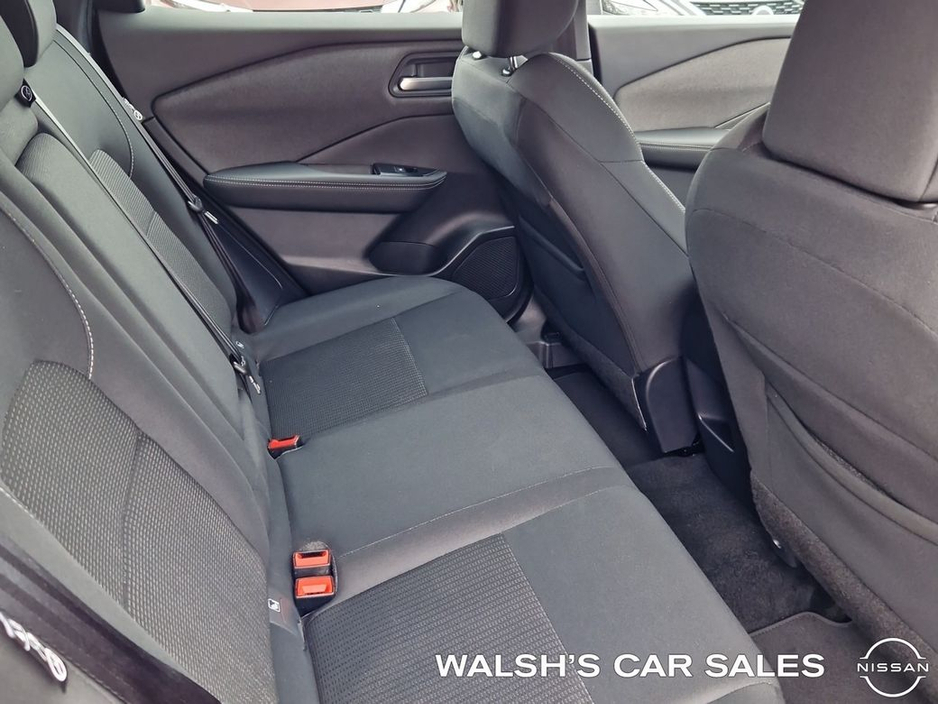 2025 Nissan Qashqai E-power SV MY24 04DR A €39,950