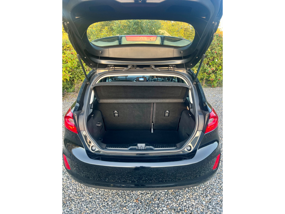 2019 Ford Fiesta - image 20