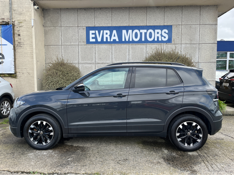 2021 Volkswagen T-Cross - image 6