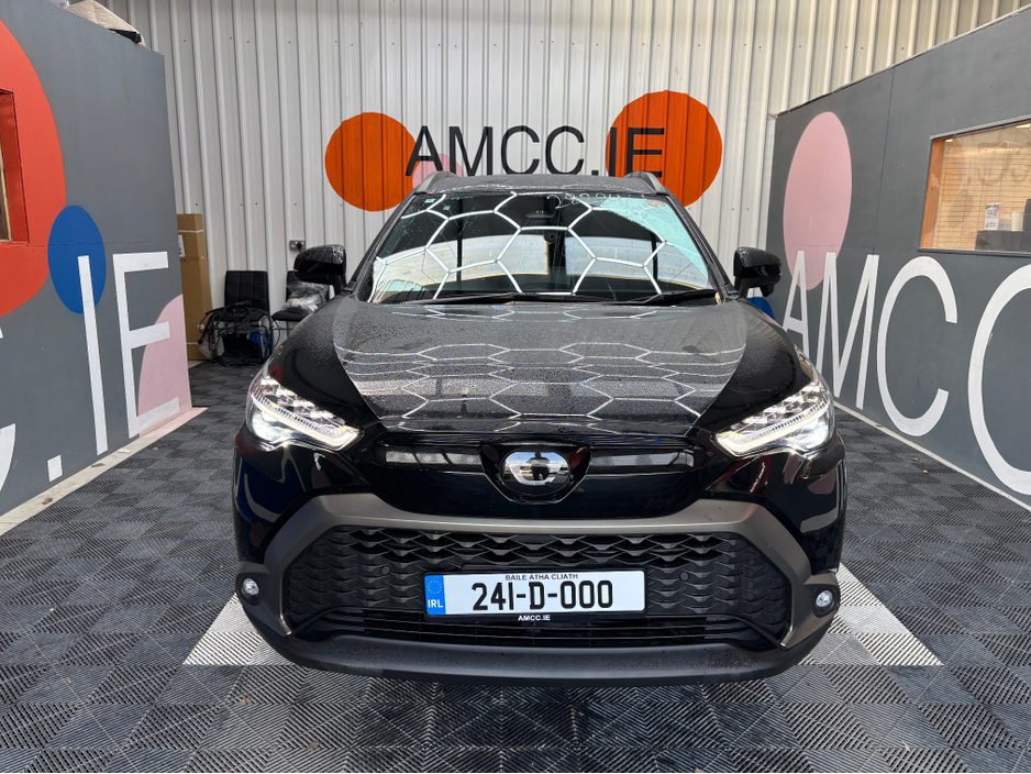 2024 Toyota Corolla Cross - image 6