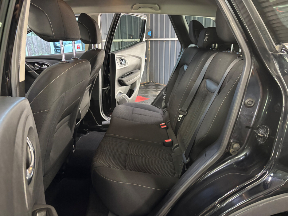 2017 Renault Kadjar - image 14