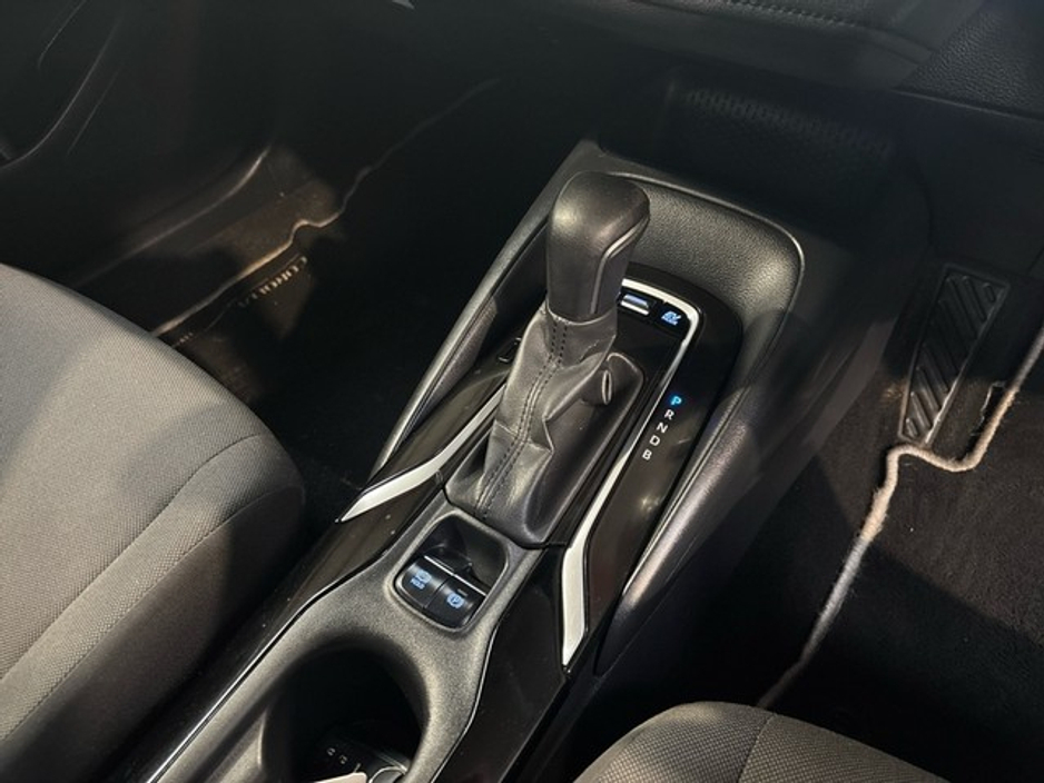 2019 Toyota Corolla - image 13