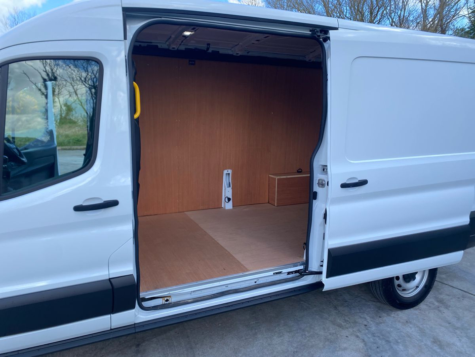 2025 Ford Transit - image 13