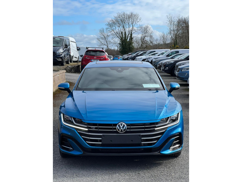 2022 Volkswagen Arteon - image 2