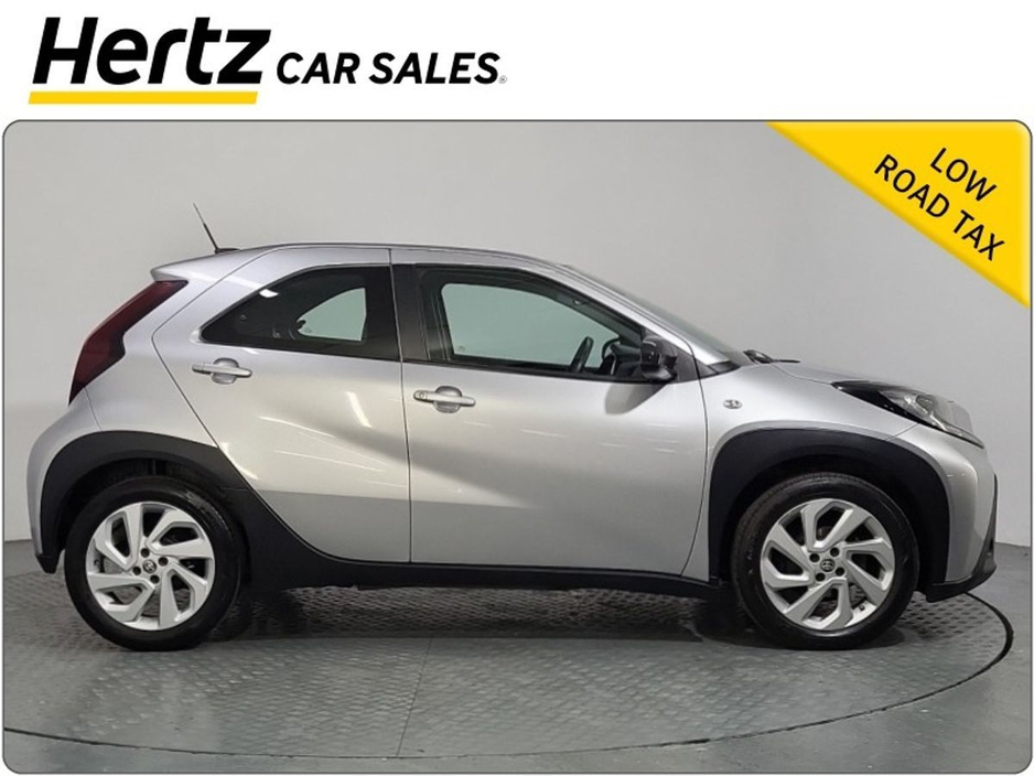 2023 Toyota Aygo X - image 3