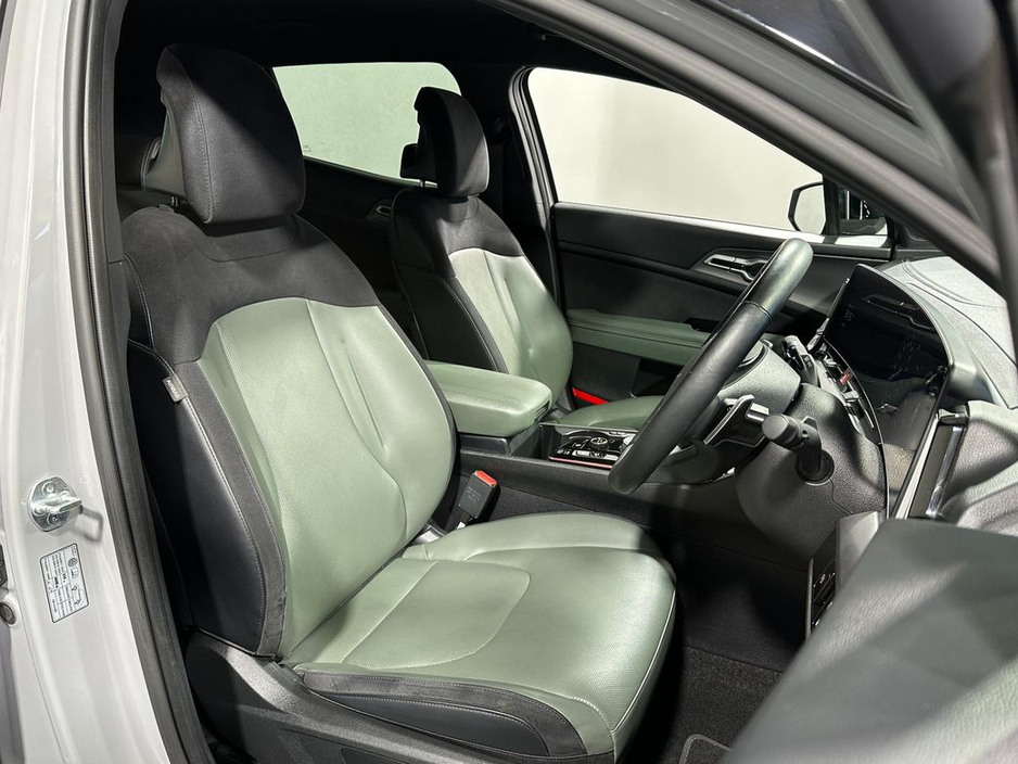 2024 Kia Sportage Anniversary Edition Plug-in Hybrid €39,800