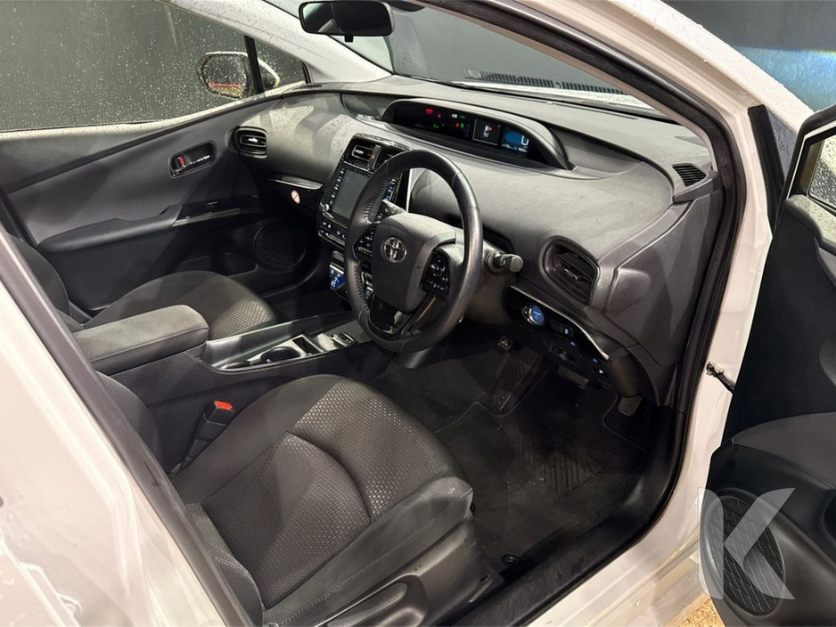 2021 Toyota Prius - image 22