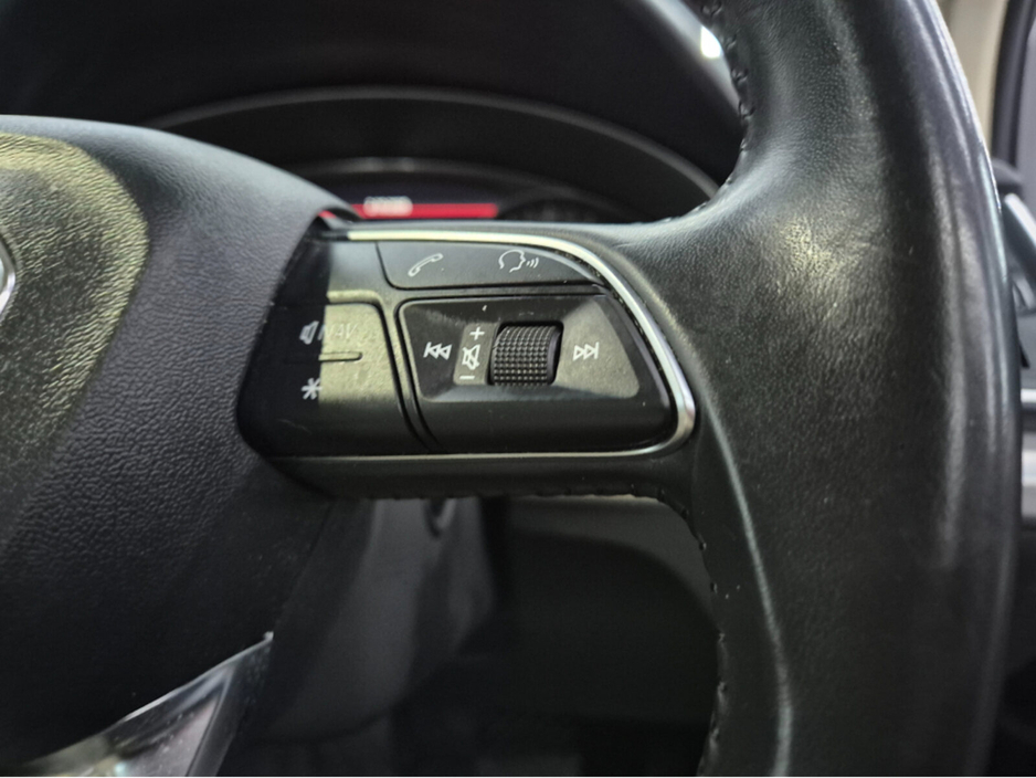 2018 Audi Q5 - image 11