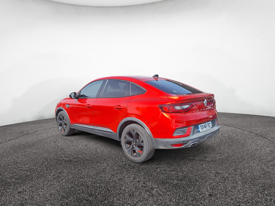 2022 Renault Arkana - image 4