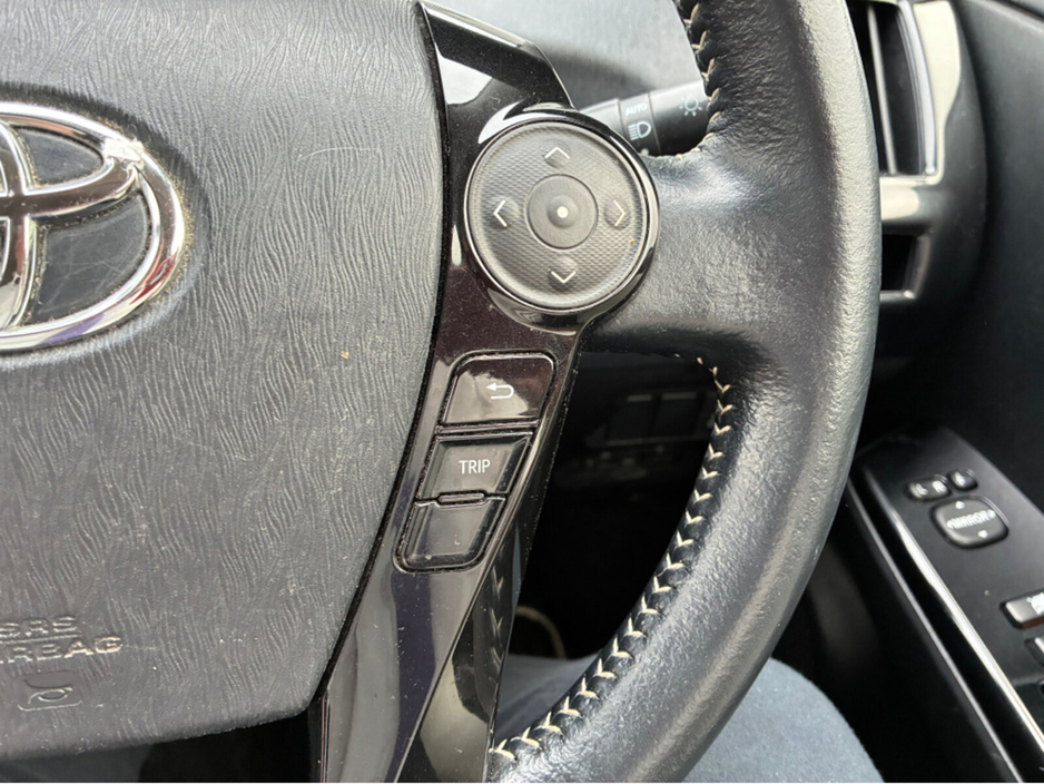 2017 Toyota Prius Alpha 1.8i Petrol Hybrid 5 Seater Automatic €17,950