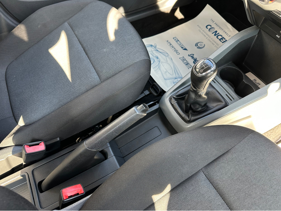 2015 Skoda Fabia - image 15