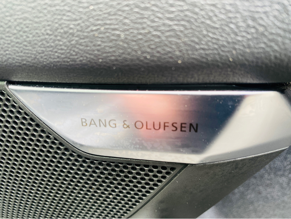 2022 Audi e-tron - image 21