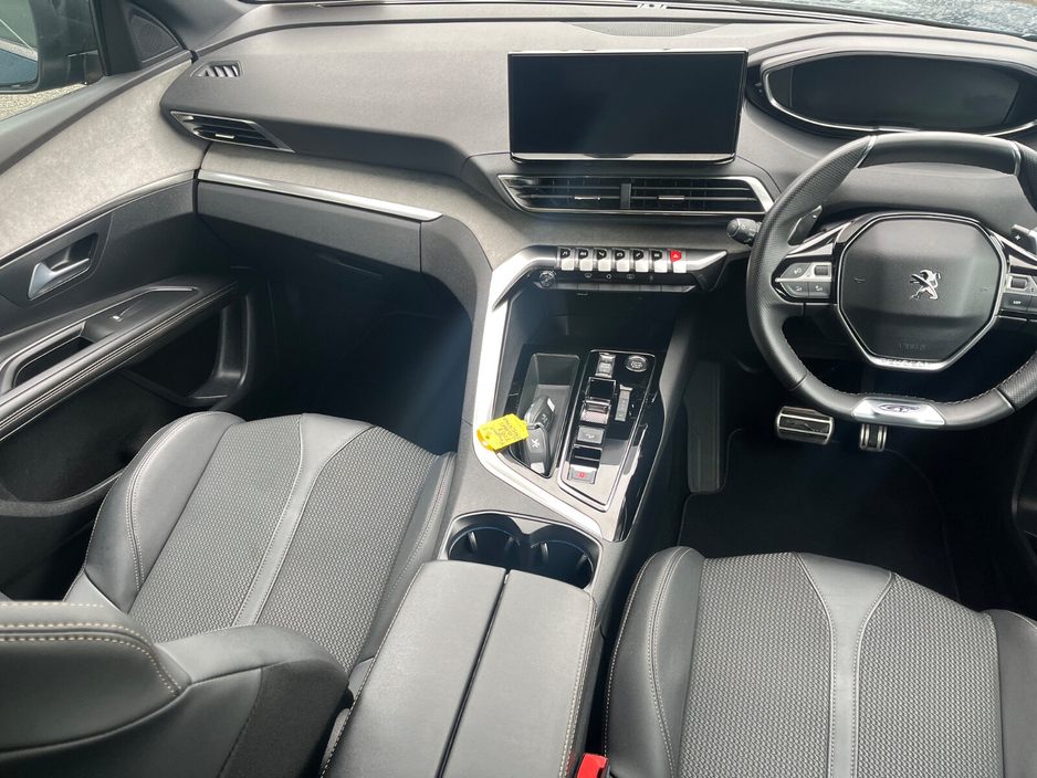 2024 Peugeot 3008 - image 6